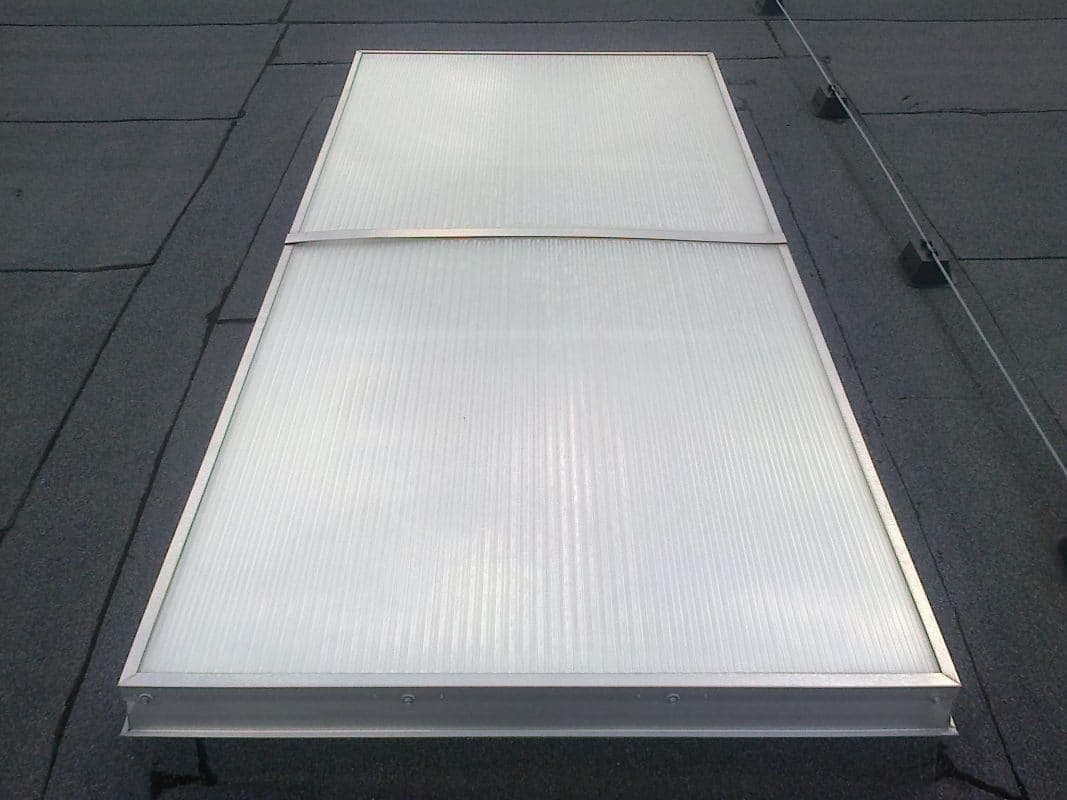 Świetliki dachowe NRO/Broof t1