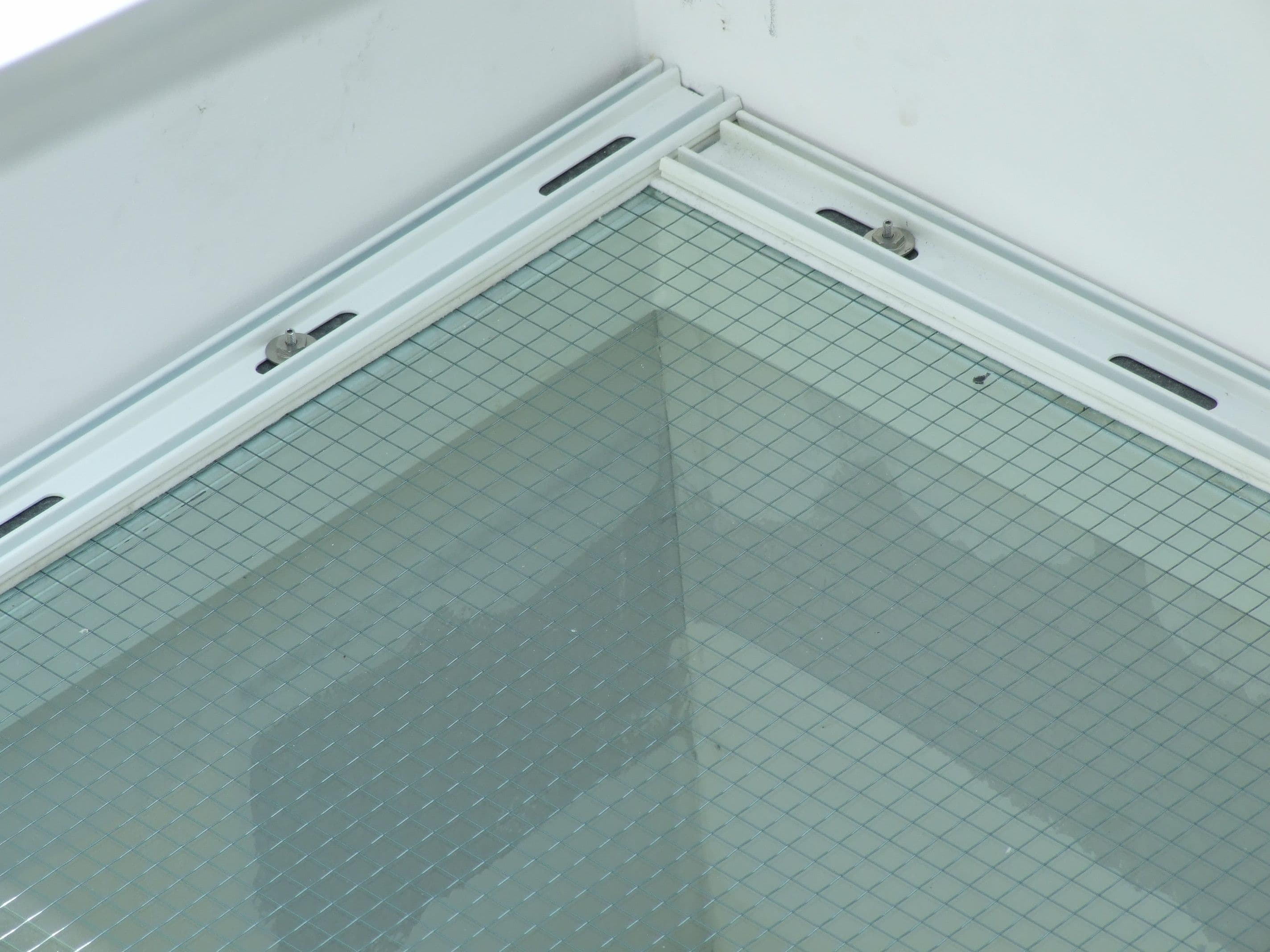 Świetliki z przegrodami przeciwpożarowymi E30/EI30 - zdjęcie 1