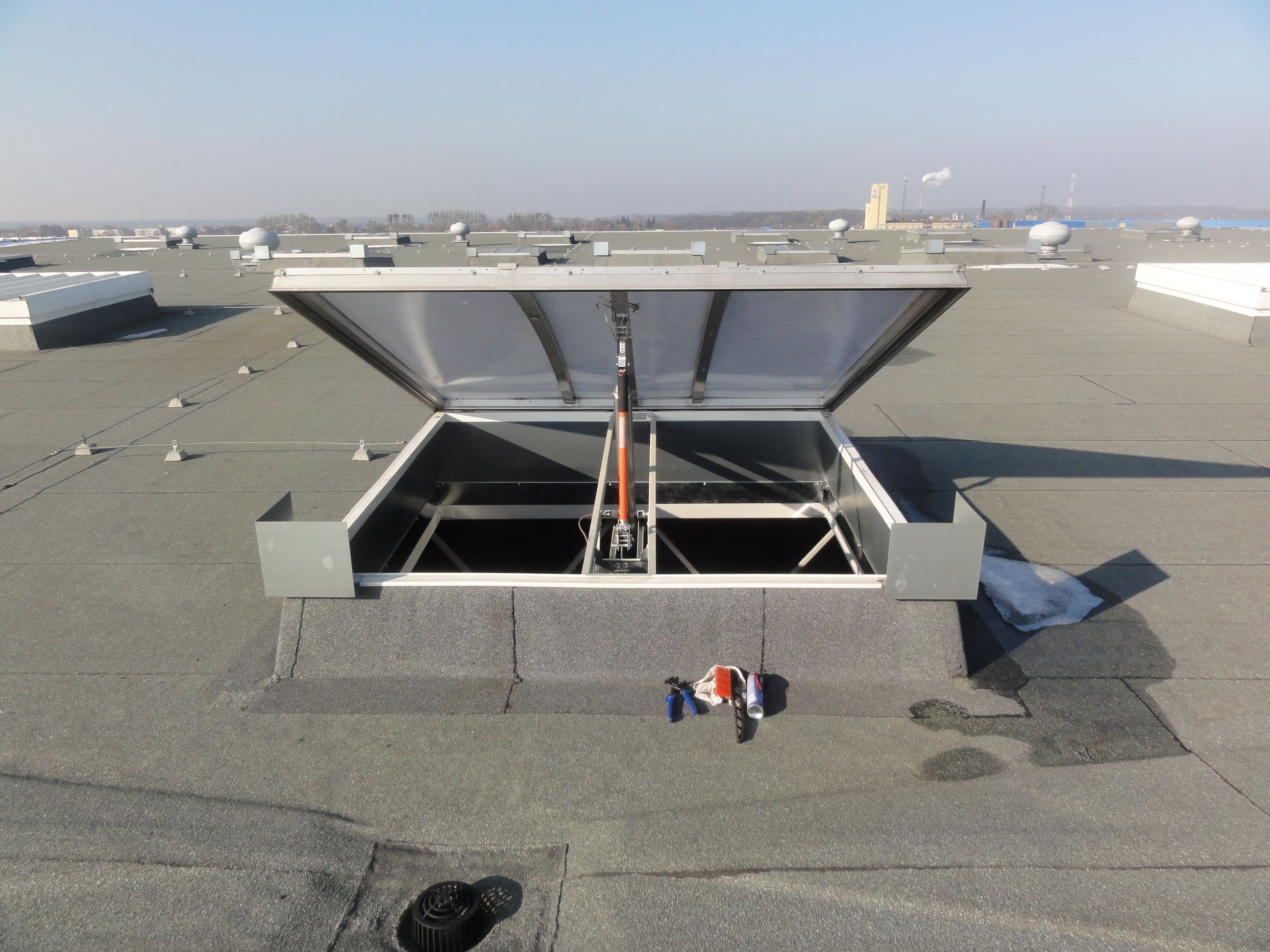 Klapy dymowe punktowe